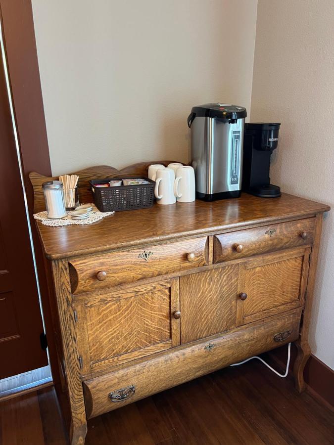 The Pearl Inn Bed And Breakfast Ilwaco Exteriör bild