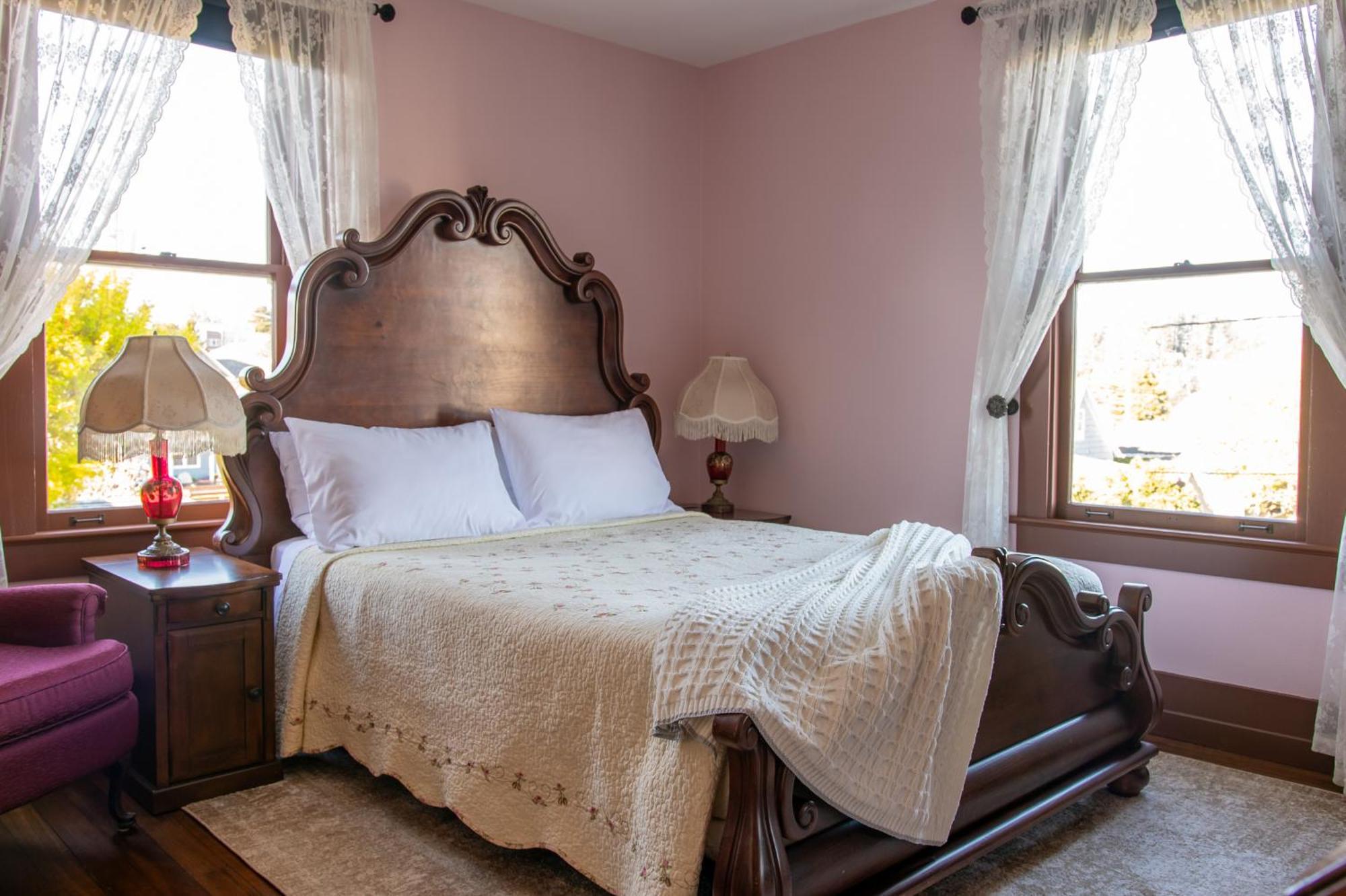 The Pearl Inn Bed And Breakfast Ilwaco Exteriör bild
