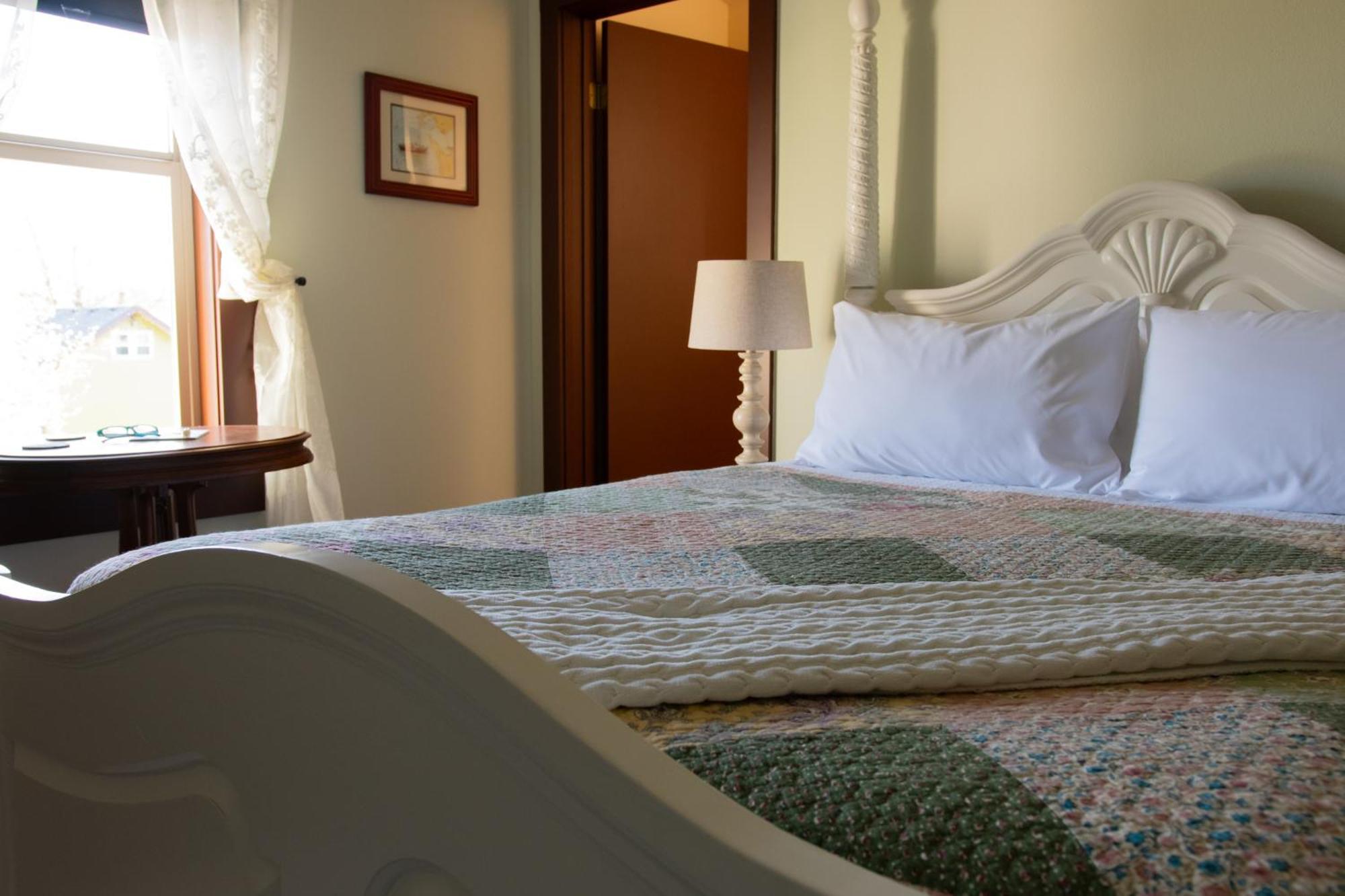 The Pearl Inn Bed And Breakfast Ilwaco Exteriör bild