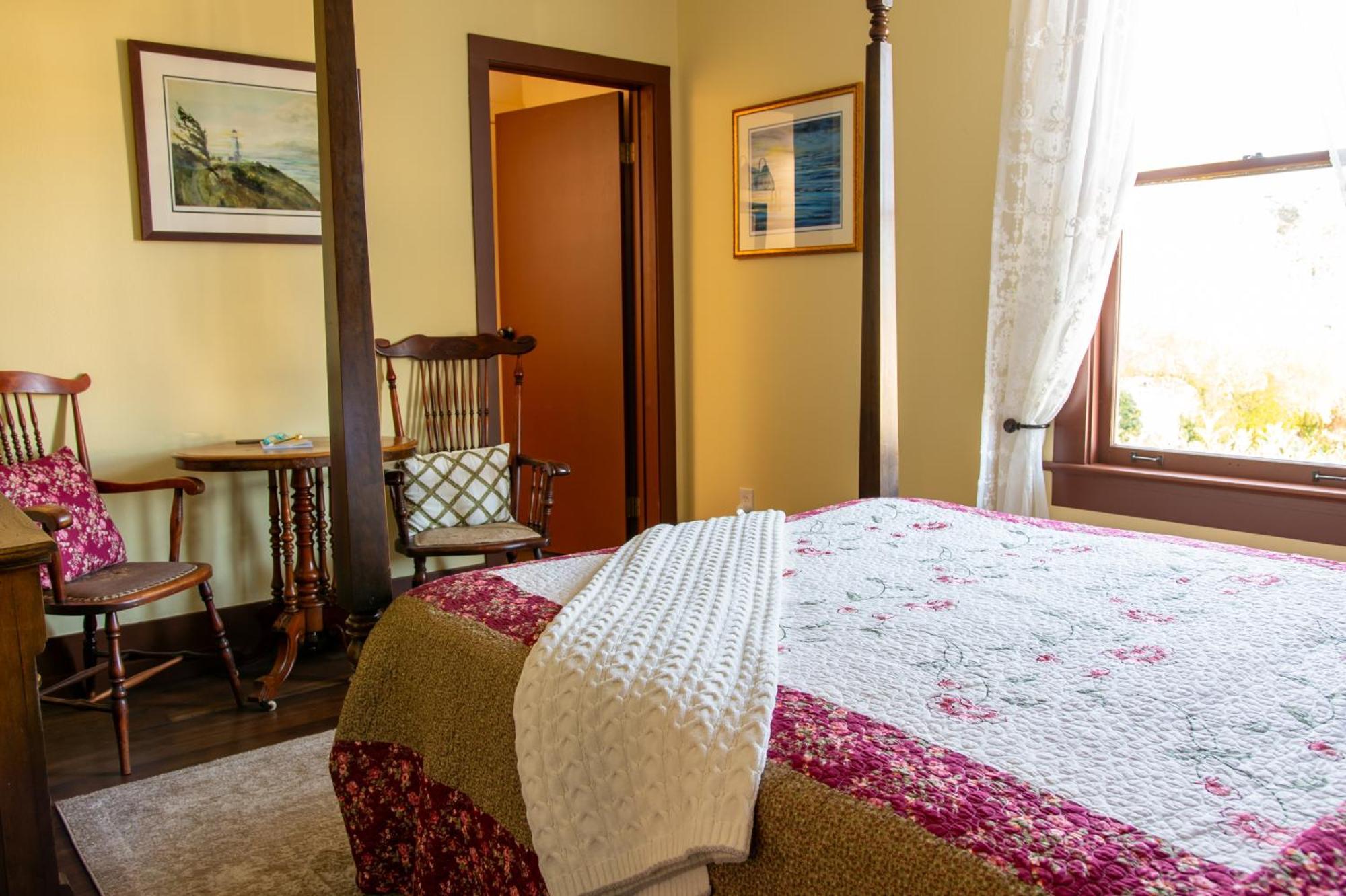 The Pearl Inn Bed And Breakfast Ilwaco Exteriör bild