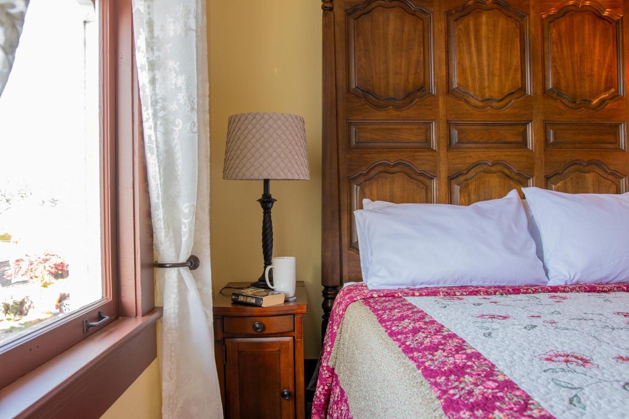 The Pearl Inn Bed And Breakfast Ilwaco Exteriör bild